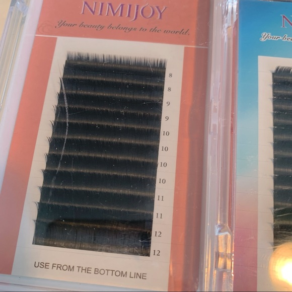 Lash Extension 2 Boxes - Picture 2 of 3